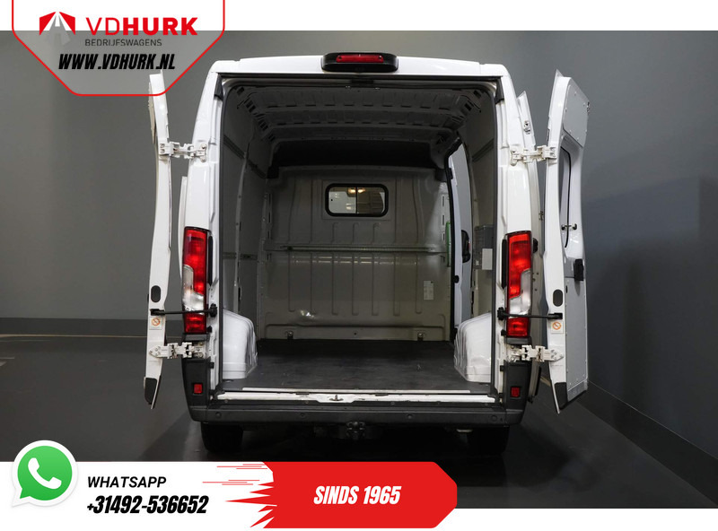 Peugeot Boxer 2.2 HDi 140 pk L2H2 270Gr. Deuren/ 2.5t Trekverm./ Camera/ PDC/ Cruise/ Trekhaak/ Airco - Furgão compacto: foto 5 Peugeot Boxer 2.2 HDi 140 pk L2H2 270Gr. Deuren/ 2.5t Trekverm./ Camera/ PDC/ Cruise/ Trekhaak/ Airco - Furgão compacto: foto 5