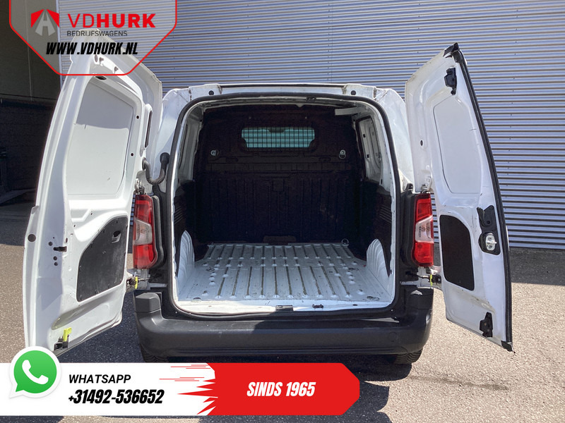 Peugeot Partner 1.6 HDI 75 pk EXPORT ONLY Rijdt Prima/ Volledig Onderhouden/ Airco/ - Furgão compacto: foto 5 Peugeot Partner 1.6 HDI 75 pk EXPORT ONLY Rijdt Prima/ Volledig Onderhouden/ Airco/ - Furgão compacto: foto 5