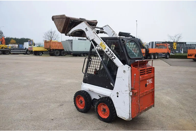 Bobcat S70 - Mini pá carregadora: foto 4 Bobcat S70 - Mini pá carregadora: foto 4