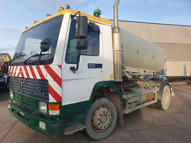 Volvo FL 7.260 - Camião: foto 2 Volvo FL 7.260 - Camião: foto 2