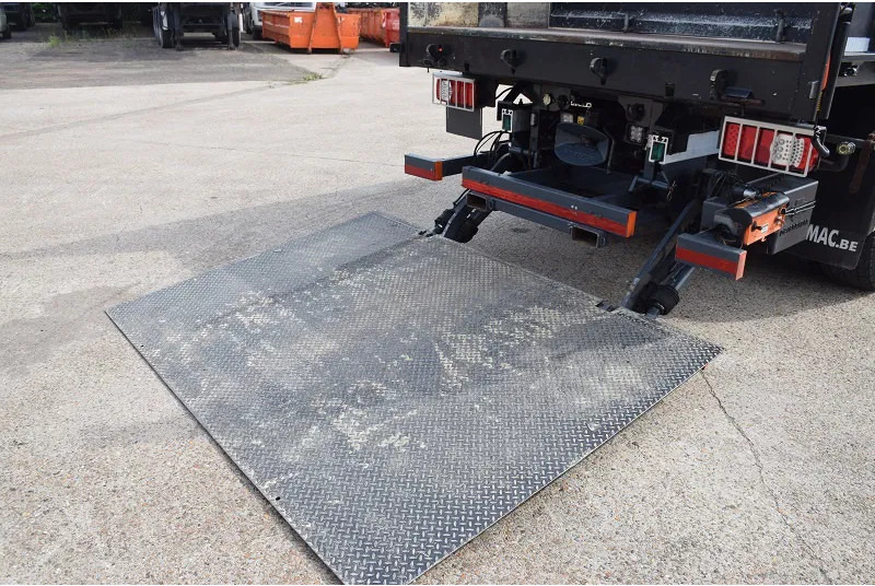 Camião basculante DAF LF 310: foto 12