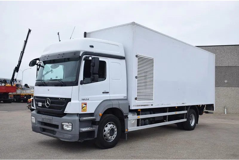 Mercedes-Benz Axor 1824 - Camião furgão: foto 1 Mercedes-Benz Axor 1824 - Camião furgão: foto 1
