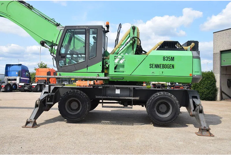 Sennebogen 835M - Escavadeira de rodas: foto 2 Sennebogen 835M - Escavadeira de rodas: foto 2