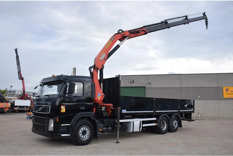 Volvo FM 330 - Camião grua: foto 1 Volvo FM 330 - Camião grua: foto 1