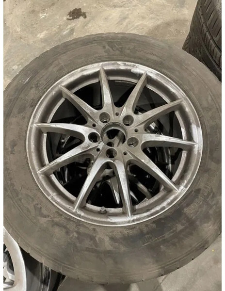 Continental Continental banden met velgen 235/65 R17 - Jantes e pneus para Automóvel: foto 2 Continental Continental banden met velgen 235/65 R17 - Jantes e pneus para Automóvel: foto 2