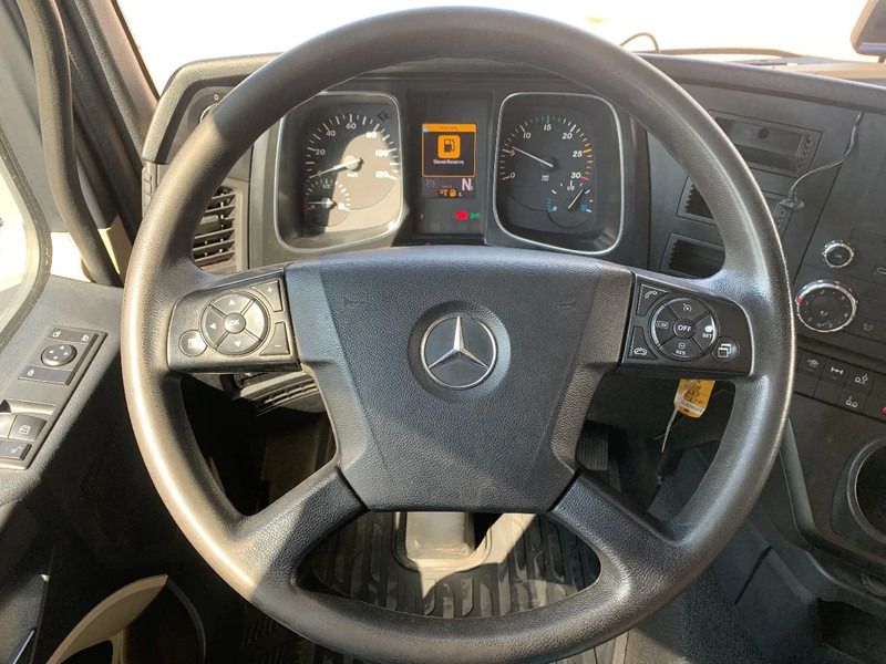Mercedes-Benz Actros 2531 2530*Cruise control*SlaapCabine* - Camião furgão: foto 4 Mercedes-Benz Actros 2531 2530*Cruise control*SlaapCabine* - Camião furgão: foto 4
