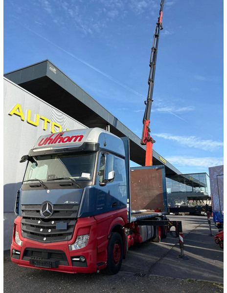 Mercedes-Benz Actros 2548 6X2 + Aanhanger*Palfinger crane*Cruise control*Airco* - Camião de lona, Camião grua: foto 2 Mercedes-Benz Actros 2548 6X2 + Aanhanger*Palfinger crane*Cruise control*Airco* - Camião de lona, Camião grua: foto 2