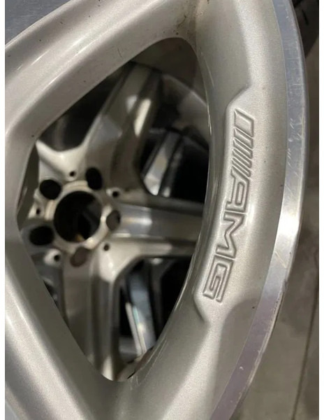 Mercedes-Benz *Occasie *3 velgen AMG* 18 inch - Jante para Automóvel: foto 2 Mercedes-Benz *Occasie *3 velgen AMG* 18 inch - Jante para Automóvel: foto 2