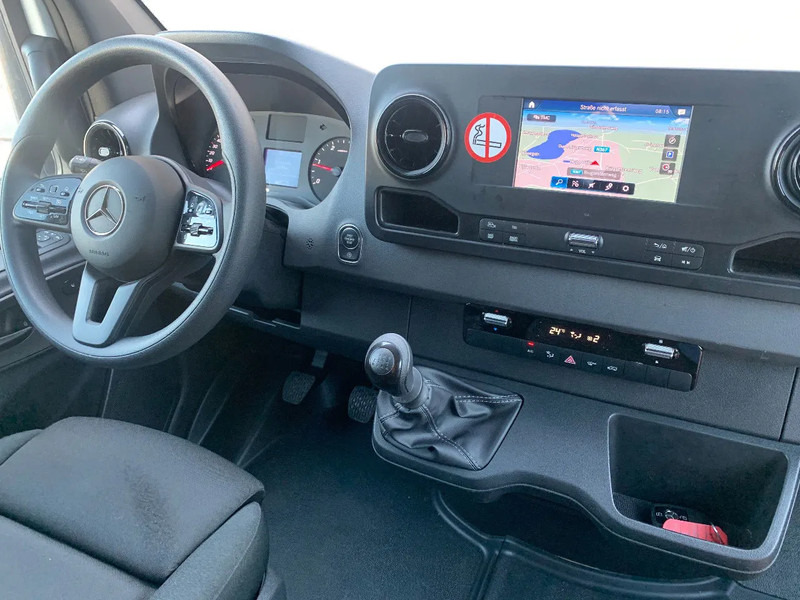 Mercedes-Benz Sprinter 317 CDI*L2H2*360°Camera*Zetelverwarming*Tempomat*Navi* - Furgão: foto 5 Mercedes-Benz Sprinter 317 CDI*L2H2*360°Camera*Zetelverwarming*Tempomat*Navi* - Furgão: foto 5
