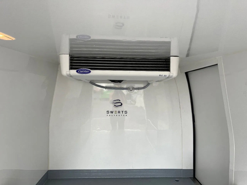 Mercedes-Benz Vito VITO*NACHTKOELING*VRIEZEN-18°*CAMERA*ZIJDEUR - Carrinha frigorífica: foto 5 Mercedes-Benz Vito VITO*NACHTKOELING*VRIEZEN-18°*CAMERA*ZIJDEUR - Carrinha frigorífica: foto 5