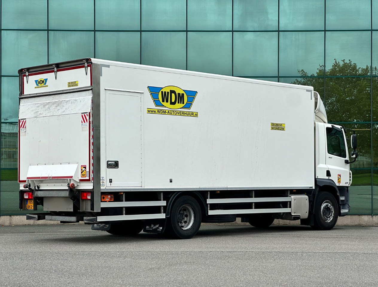 DAF CF 300 FA Only 215.000 KM 750 x 250 x 258 CM Inside TOP Condition NL Truck - Camião furgão: foto 5 DAF CF 300 FA Only 215.000 KM 750 x 250 x 258 CM Inside TOP Condition NL Truck - Camião furgão: foto 5