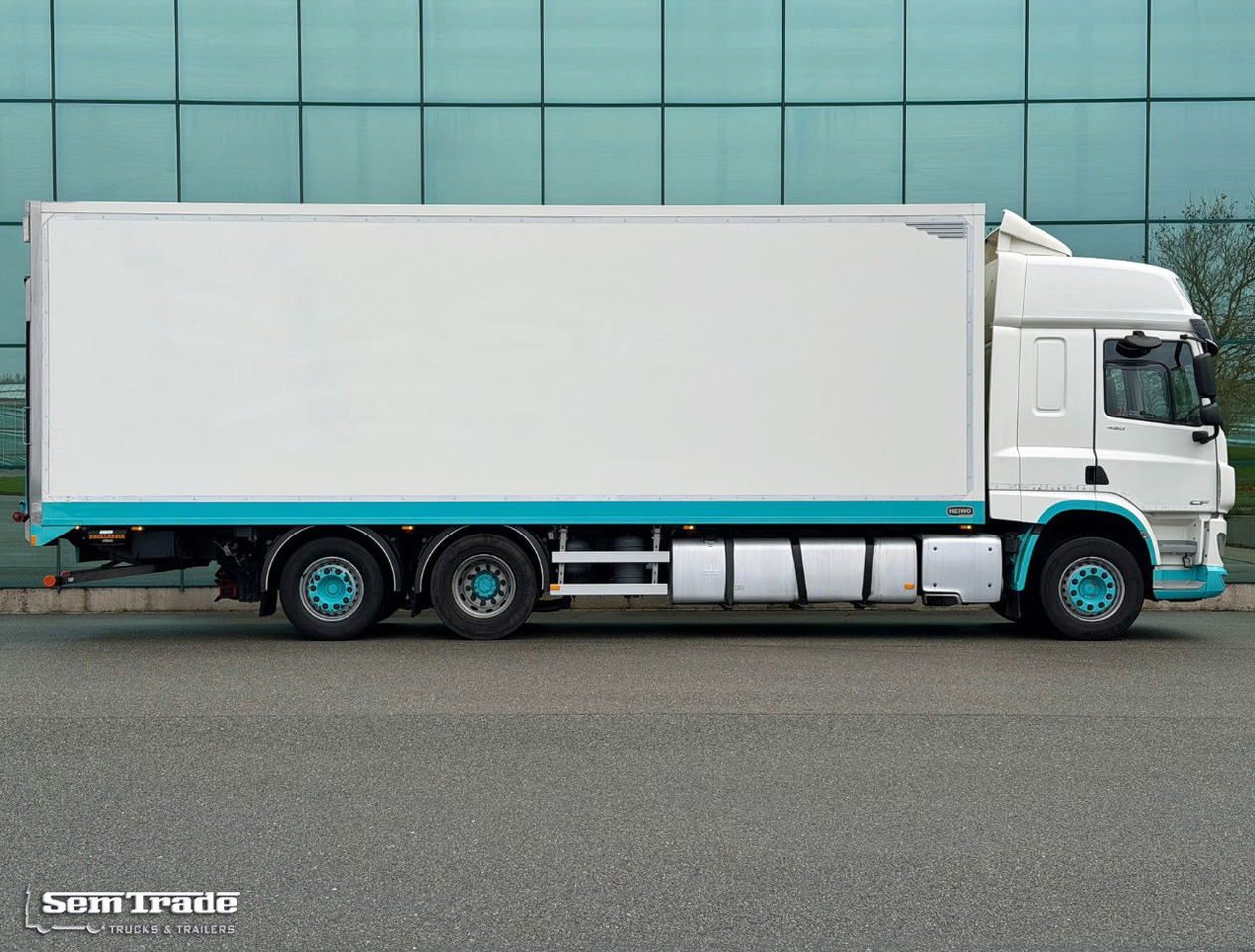 DAF CF 450 SC Heiwo Isolated BOX 875 x 250 x 275 INS. Carrier Cooling 340.000 KM Tail Lift Super Condition NEW APK - TUV - Camião frigorífico: foto 5 DAF CF 450 SC Heiwo Isolated BOX 875 x 250 x 275 INS. Carrier Cooling 340.000 KM Tail Lift Super Condition NEW APK - TUV - Camião frigorífico: foto 5
