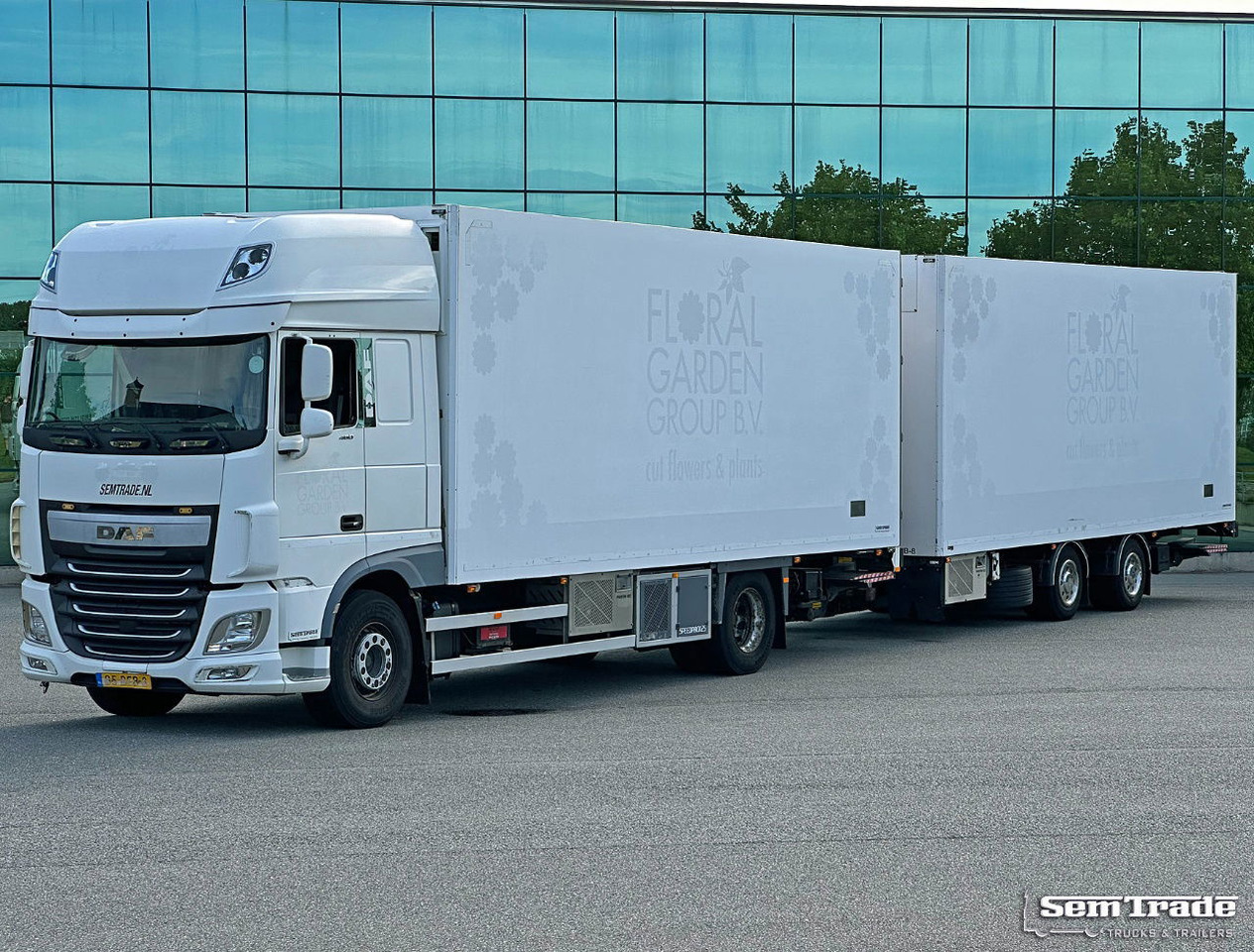 DAF XF 460 SSC Only 636.000 KM Tail Lift Cooling TOP Condition Holland-Combi - Camião frigorífico: foto 1 DAF XF 460 SSC Only 636.000 KM Tail Lift Cooling TOP Condition Holland-Combi - Camião frigorífico: foto 1