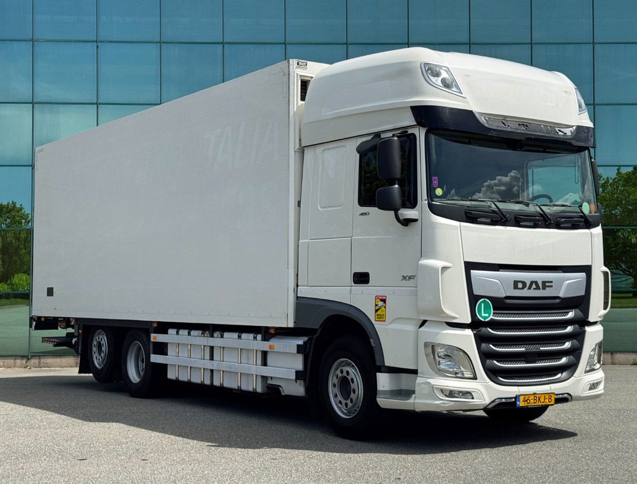 DAF XF 480 FAR SSC 6X2 Carrier TRS Iceland Lift 815 x 250 x 274 CM Inside TOP Co - Camião frigorífico: foto 5 DAF XF 480 FAR SSC 6X2 Carrier TRS Iceland Lift 815 x 250 x 274 CM Inside TOP Co - Camião frigorífico: foto 5