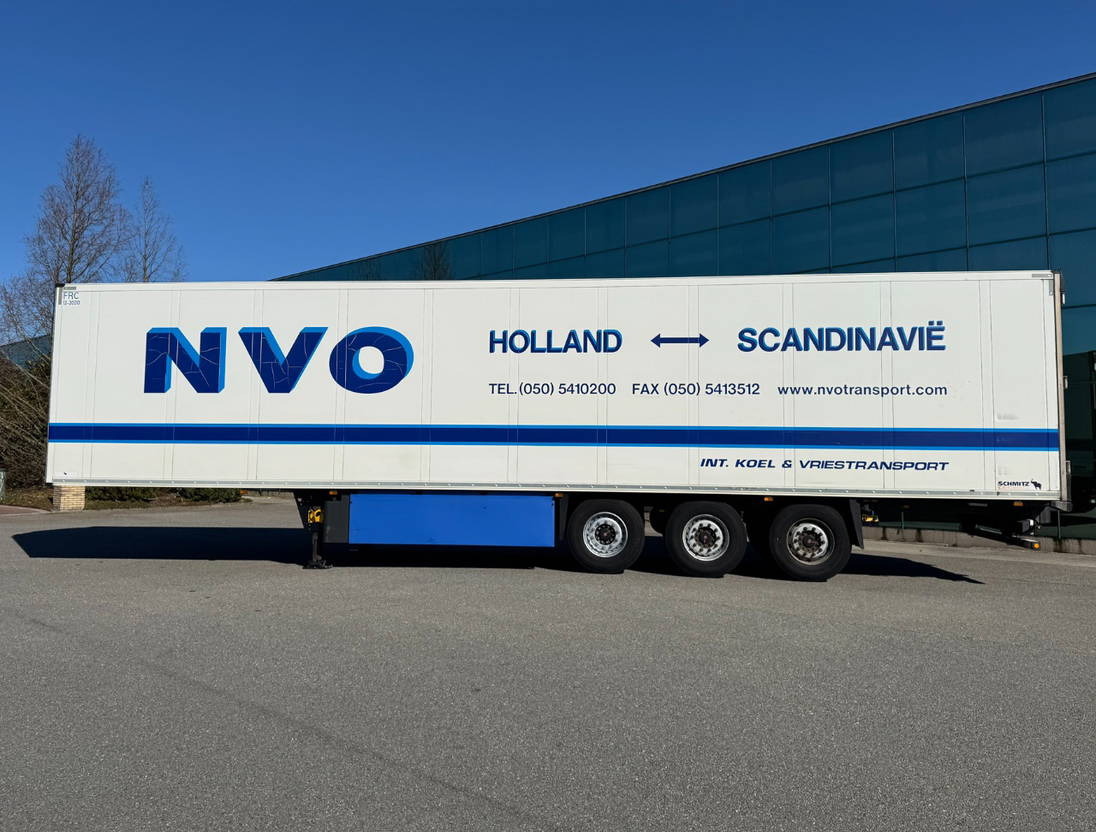 Schmitz Cargobull SCBS3B Carrier Vector SAF Axles Disc Brakes APK - TUV 02-2026 - Semi-reboque frigorífico: foto 2 Schmitz Cargobull SCBS3B Carrier Vector SAF Axles Disc Brakes APK - TUV 02-2026 - Semi-reboque frigorífico: foto 2