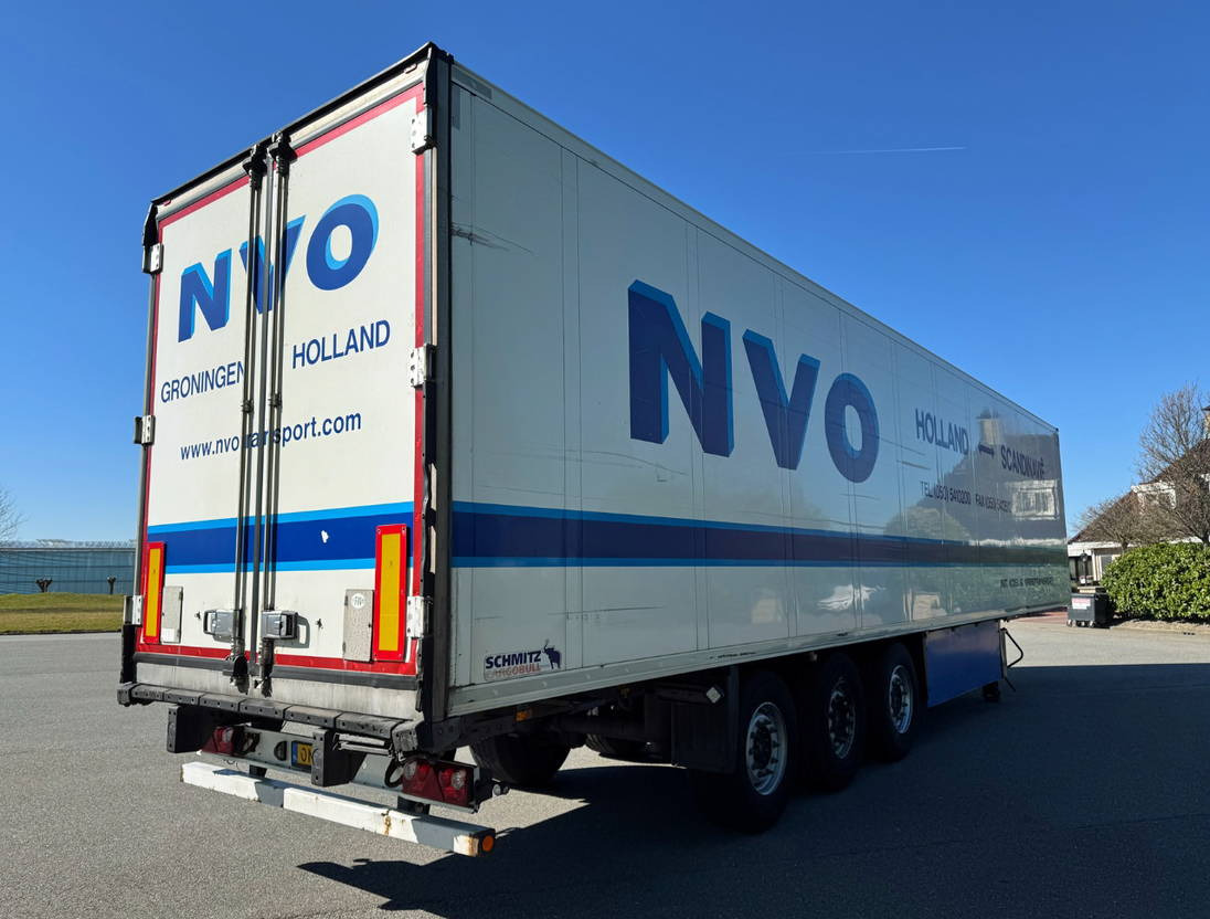 Schmitz Cargobull SCBS3B Carrier Vector SAF Axles Disc Brakes APK - TUV 02-2026 - Semi-reboque frigorífico: foto 5 Schmitz Cargobull SCBS3B Carrier Vector SAF Axles Disc Brakes APK - TUV 02-2026 - Semi-reboque frigorífico: foto 5