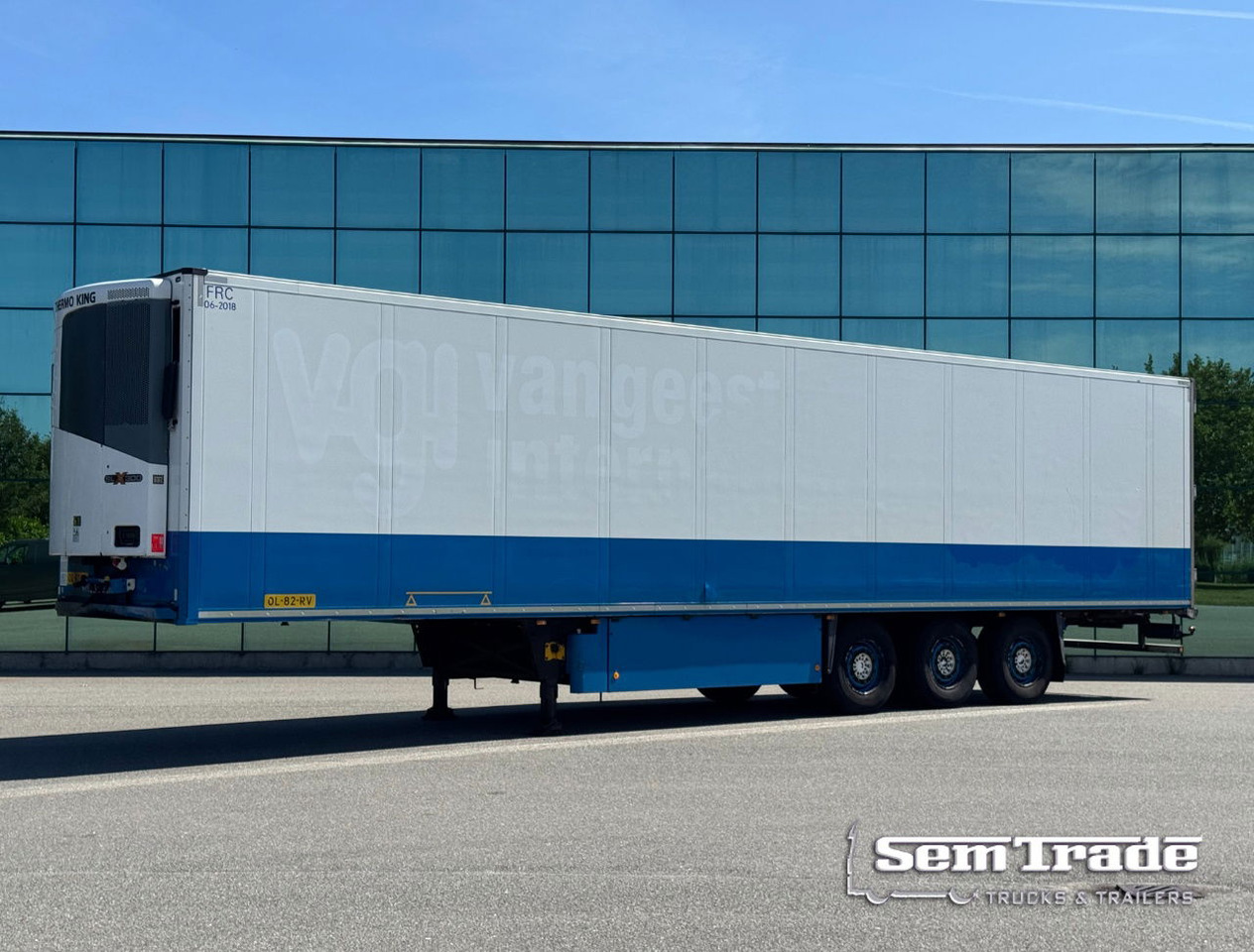 Schmitz Cargobull Thermo King SLX300 With Only 6.200 Hours 1340 x 250 x 270 CM Inside TOP Condition NL Trailer - Semi-reboque frigorífico: foto 1 Schmitz Cargobull Thermo King SLX300 With Only 6.200 Hours 1340 x 250 x 270 CM Inside TOP Condition NL Trailer - Semi-reboque frigorífico: foto 1
