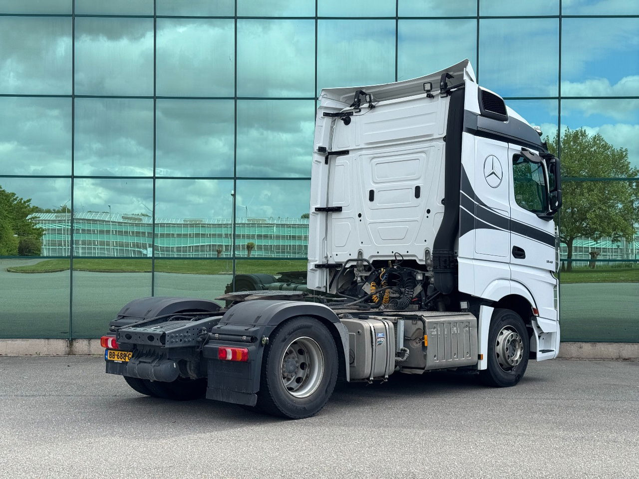 Mercedes-Benz Actros 1945 382.000 KM PTO + Hydraulics TOP Condition NL Truck - Tractor: foto 4 Mercedes-Benz Actros 1945 382.000 KM PTO + Hydraulics TOP Condition NL Truck - Tractor: foto 4