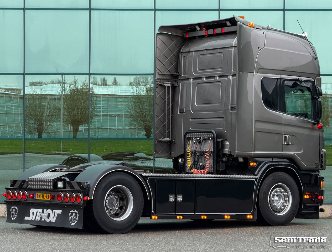 Scania R164-480 V8 King Retarder Manual Gearbox Showtruck Completely Rebuild Unique Condition - Tractor: foto 4 Scania R164-480 V8 King Retarder Manual Gearbox Showtruck Completely Rebuild Unique Condition - Tractor: foto 4