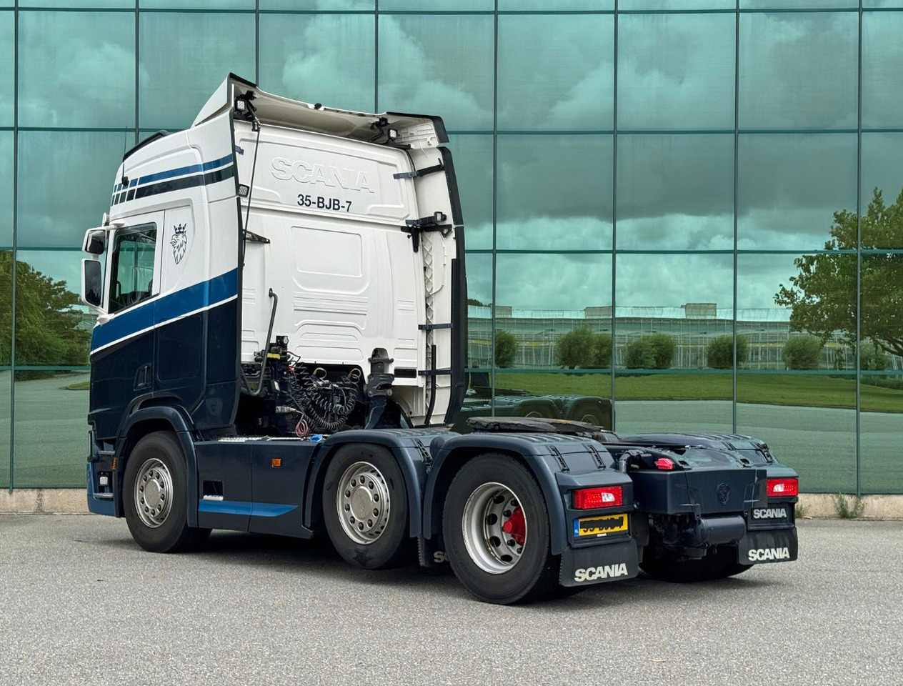 Scania R450 NGS 6X2 Retarder 2x Tanks TOP Condition NL Truck - Tractor: foto 3 Scania R450 NGS 6X2 Retarder 2x Tanks TOP Condition NL Truck - Tractor: foto 3