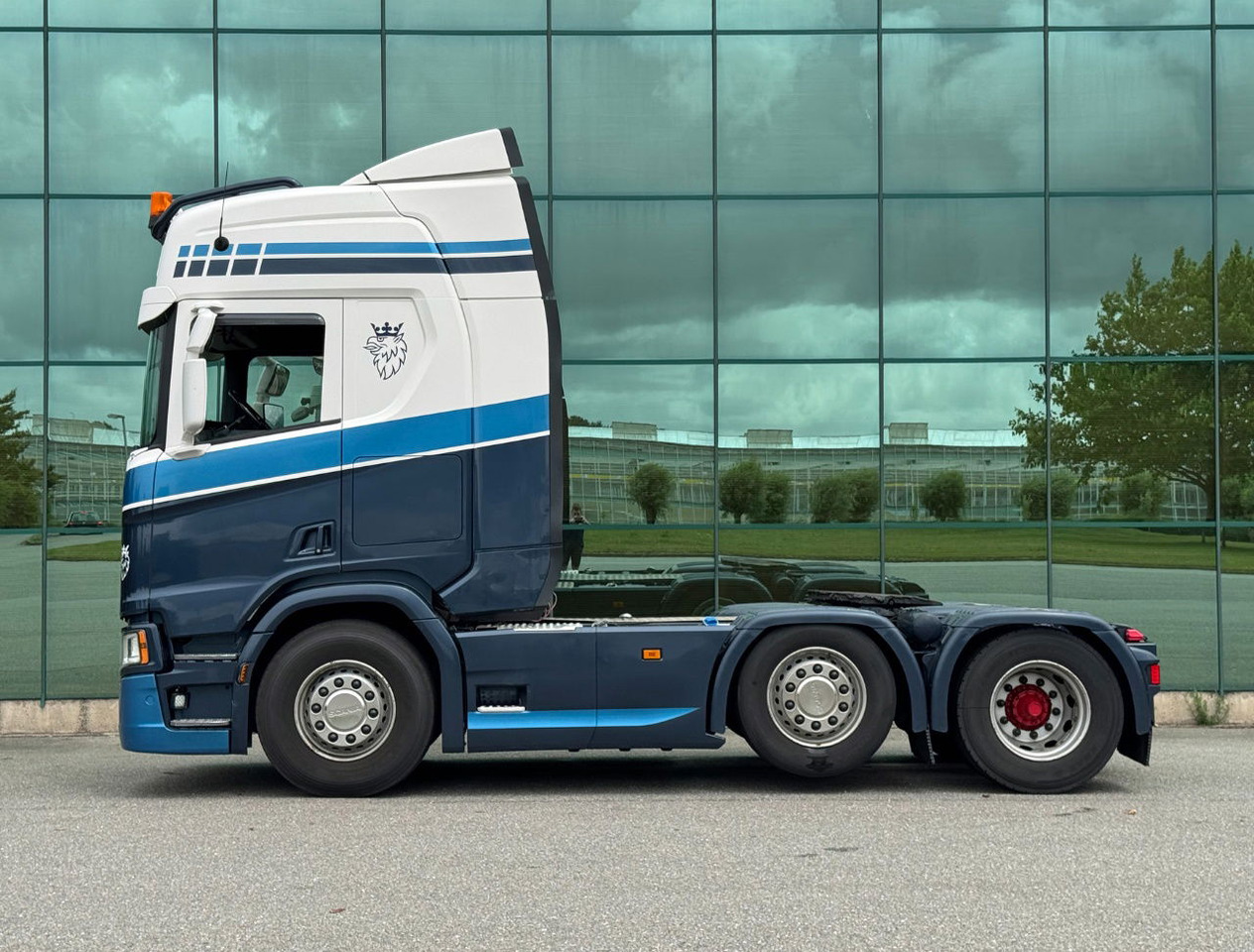 Scania R450 NGS 6X2 Retarder 2x Tanks TOP Condition NL Truck - Tractor: foto 2 Scania R450 NGS 6X2 Retarder 2x Tanks TOP Condition NL Truck - Tractor: foto 2