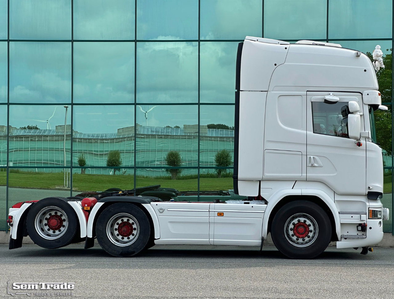 Scania R580 V8 Euro 6 Retarder Full Options Special Interior Super Condition - Tractor: foto 5 Scania R580 V8 Euro 6 Retarder Full Options Special Interior Super Condition - Tractor: foto 5