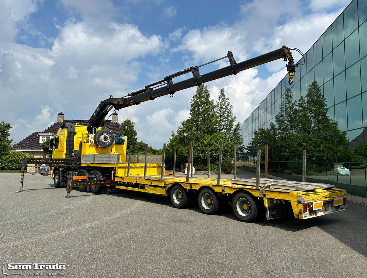 Volvo FH 12.460 Manual Gear 6X2 Euro 3 Only 493.000 KM Hiab 350 - 5 With Nootebo - Tractor: foto 3 Volvo FH 12.460 Manual Gear 6X2 Euro 3 Only 493.000 KM Hiab 350 - 5 With Nootebo - Tractor: foto 3