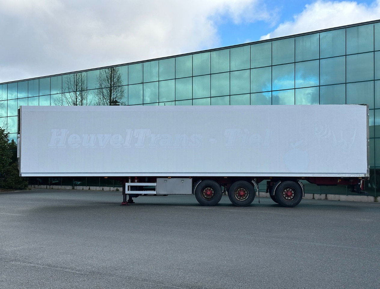 Van Eck 3 AS Koel Vries Carrier Vector 1800 Zeer Mooi Chassis Stuuras Tridec - Semi-reboque frigorífico: foto 2 Van Eck 3 AS Koel Vries Carrier Vector 1800 Zeer Mooi Chassis Stuuras Tridec - Semi-reboque frigorífico: foto 2