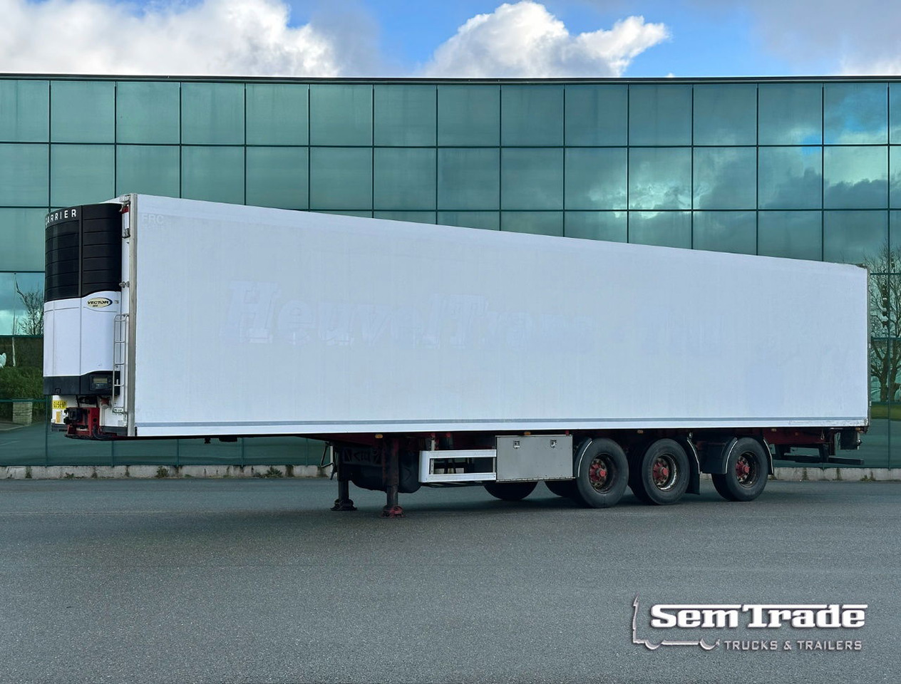 Van Eck 3 AS Koel Vries Carrier Vector 1800 Zeer Mooi Chassis Stuuras Tridec - Semi-reboque frigorífico: foto 1 Van Eck 3 AS Koel Vries Carrier Vector 1800 Zeer Mooi Chassis Stuuras Tridec - Semi-reboque frigorífico: foto 1