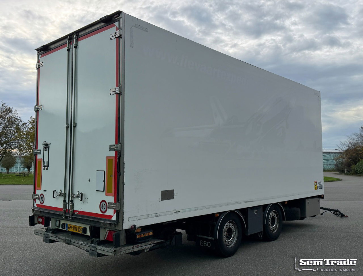Van Weel VW 18000 VW EBO Isolated BOX TRS Cooling Tail Lift NL-Trailer - Reboque isotérmico: foto 4 Van Weel VW 18000 VW EBO Isolated BOX TRS Cooling Tail Lift NL-Trailer - Reboque isotérmico: foto 4