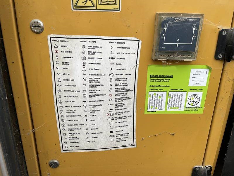 Cat C 18 - 700 - Gerador elétrico: foto 4 Cat C 18 - 700 - Gerador elétrico: foto 4