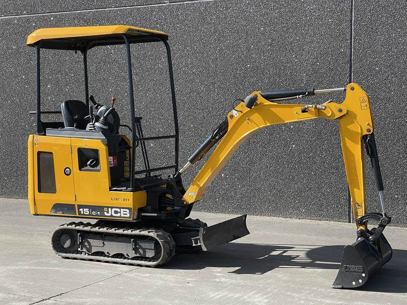 JCB 15 C - 1 - Mini escavadeira: foto 1 JCB 15 C - 1 - Mini escavadeira: foto 1