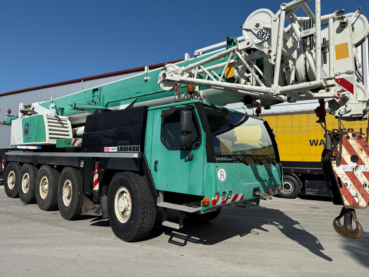 LIEBHERR LTM 1100-5.2 - Grua móvel: foto 2 LIEBHERR LTM 1100-5.2 - Grua móvel: foto 2