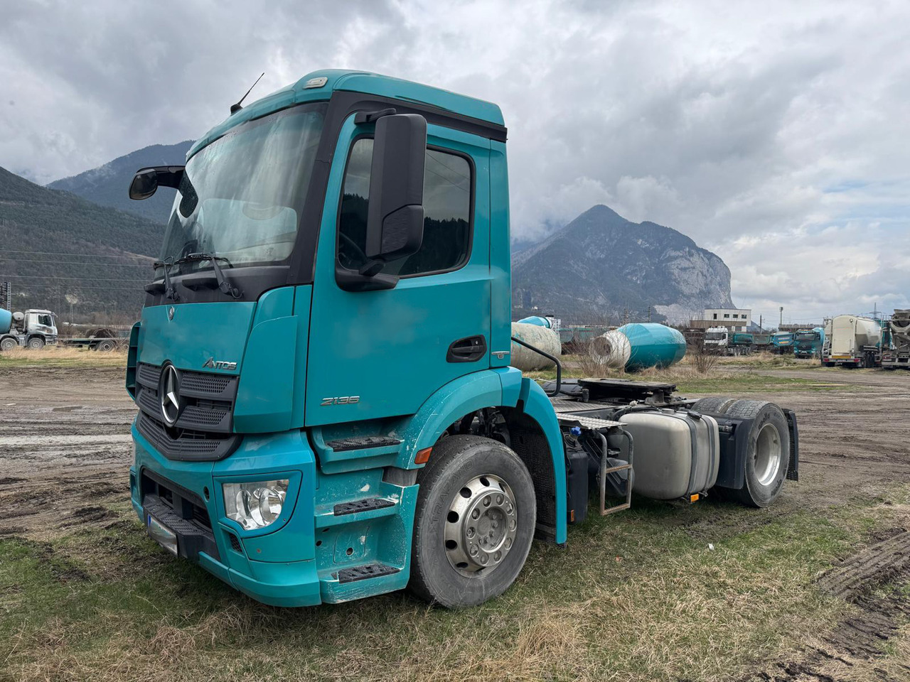 Mercedes Antos 2136 - Tractor: foto 1 Mercedes Antos 2136 - Tractor: foto 1