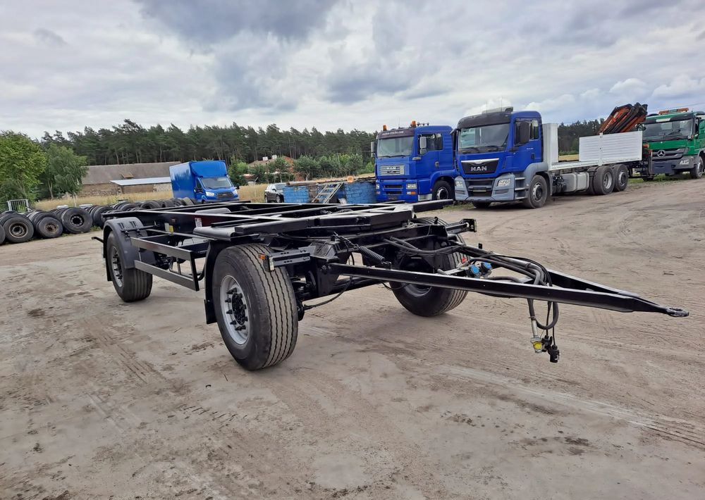 Krone BDF do mleka przyczepa do przewozu mleka - Reboque transportador de contêineres/ Caixa móvel: foto 1 Krone BDF do mleka przyczepa do przewozu mleka - Reboque transportador de contêineres/ Caixa móvel: foto 1