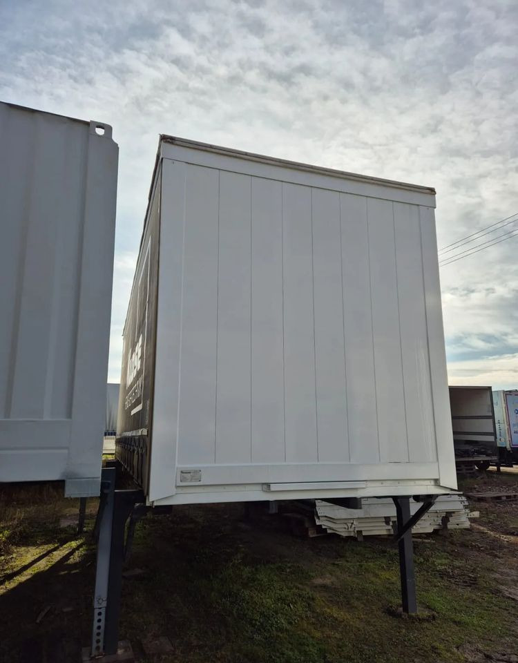 Krone - Toldo carroçaria: foto 3 Krone - Toldo carroçaria: foto 3