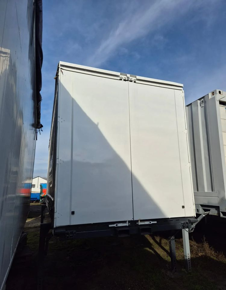 Krone - Toldo carroçaria: foto 2 Krone - Toldo carroçaria: foto 2