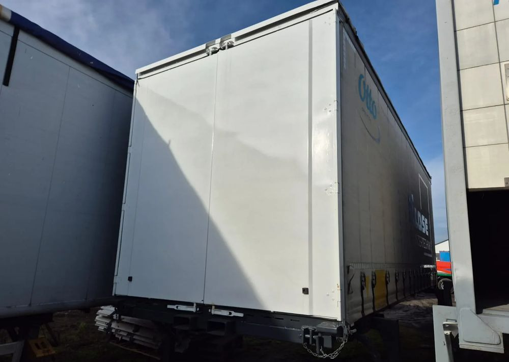 Krone - Toldo carroçaria: foto 4 Krone - Toldo carroçaria: foto 4