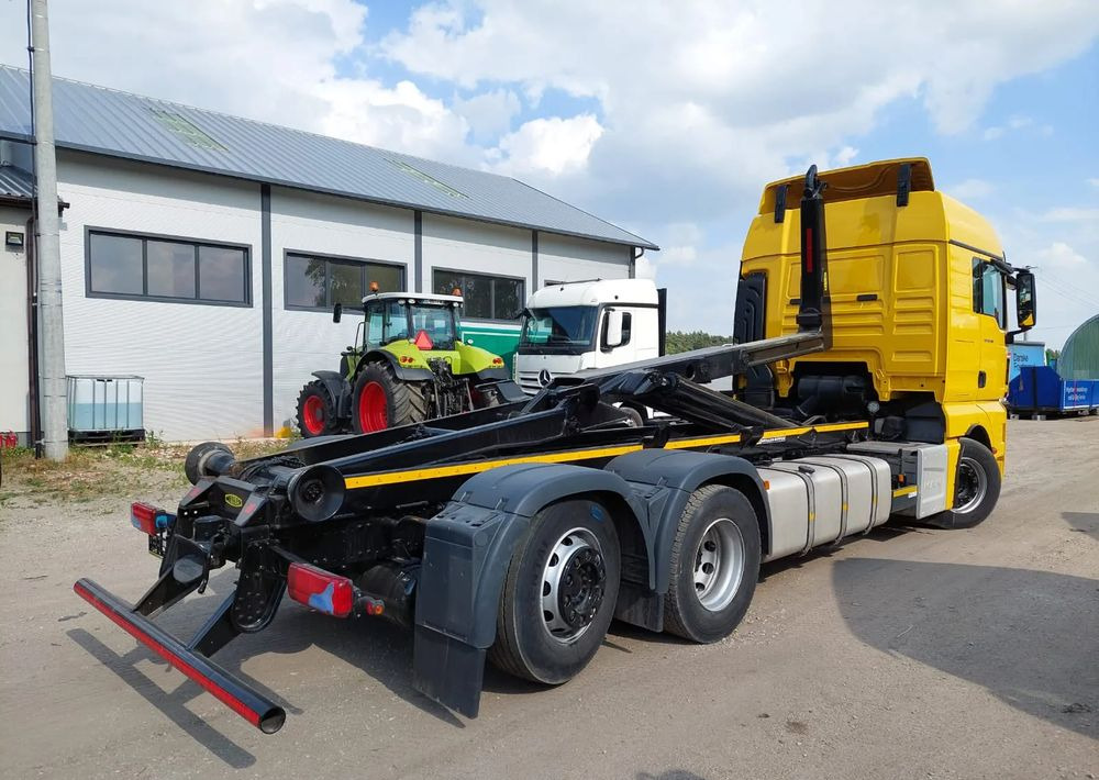 MAN TGX 26-500 Hakowiec oś skrętna - Camião polibenne: foto 5 MAN TGX 26-500 Hakowiec oś skrętna - Camião polibenne: foto 5
