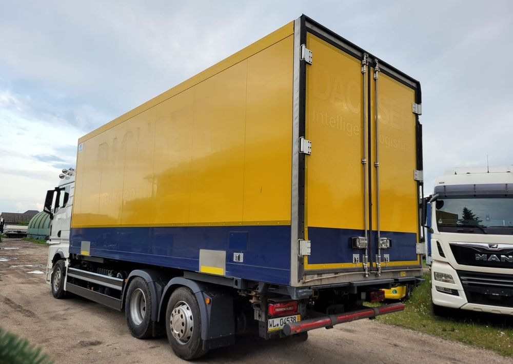 MAN TGX 26.510 oś skrętna do zabudowy - Camião chassi: foto 4 MAN TGX 26.510 oś skrętna do zabudowy - Camião chassi: foto 4