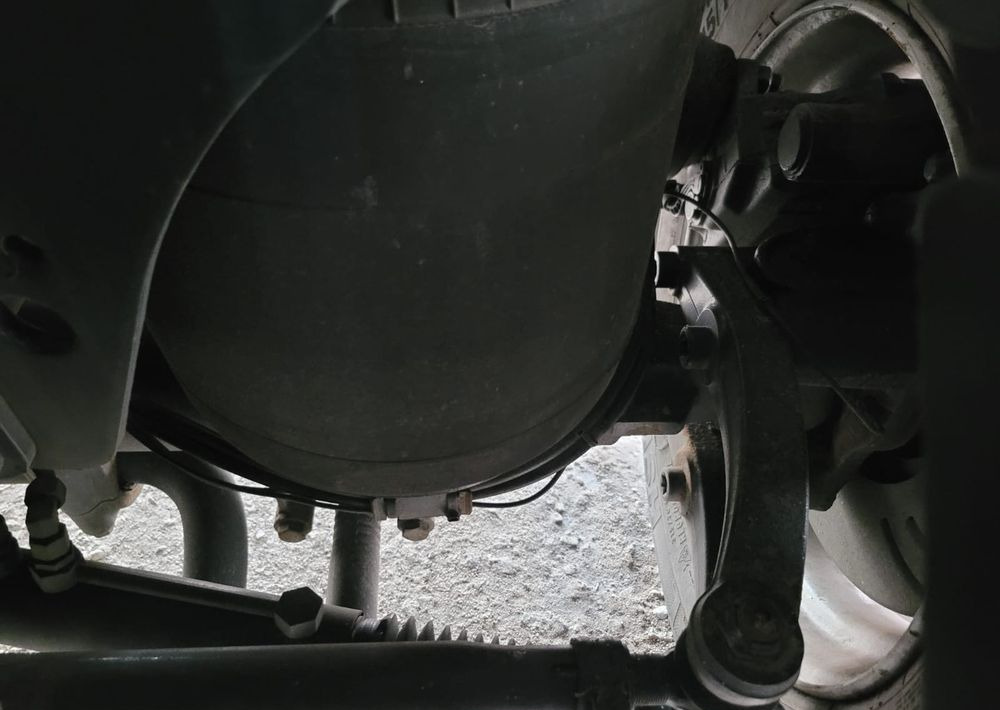 MAN TGX 26.510 oś skrętna do zabudowy - Camião chassi: foto 5 MAN TGX 26.510 oś skrętna do zabudowy - Camião chassi: foto 5