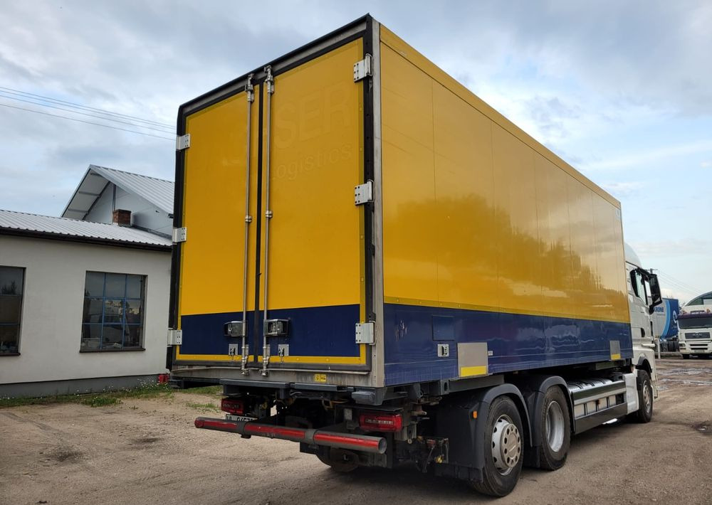 MAN TGX 26.510 oś skrętna do zabudowy - Camião chassi: foto 3 MAN TGX 26.510 oś skrętna do zabudowy - Camião chassi: foto 3