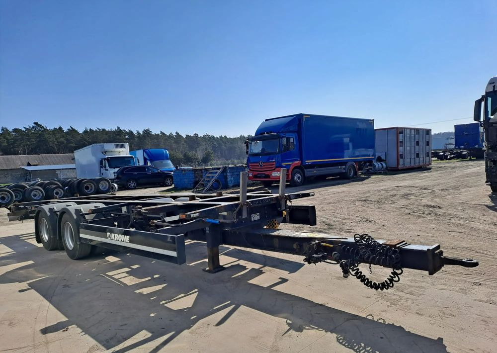 Krone Przyczepa Tandem - Máquina de outro: foto 3 Krone Przyczepa Tandem - Máquina de outro: foto 3