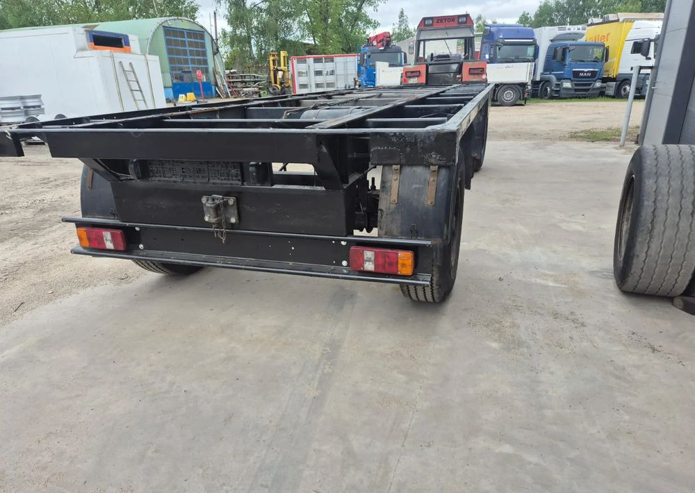 Schmitz Cargobull Przyczepa Krone na resorze - Reboque chassi: foto 3 Schmitz Cargobull Przyczepa Krone na resorze - Reboque chassi: foto 3