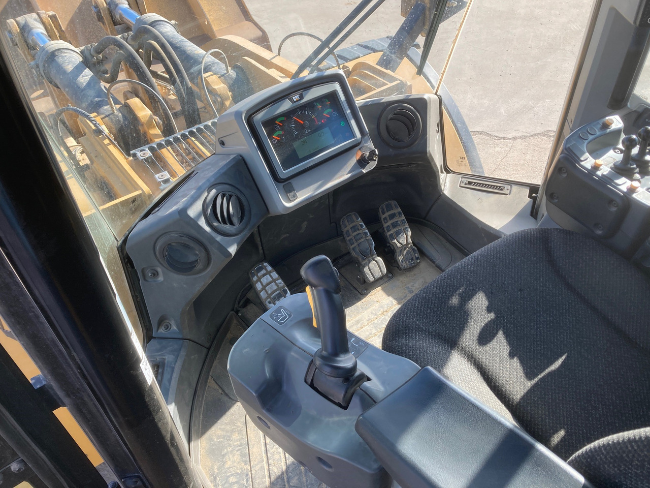 Pá carregadora de rodas CATERPILLAR 980M: foto 10