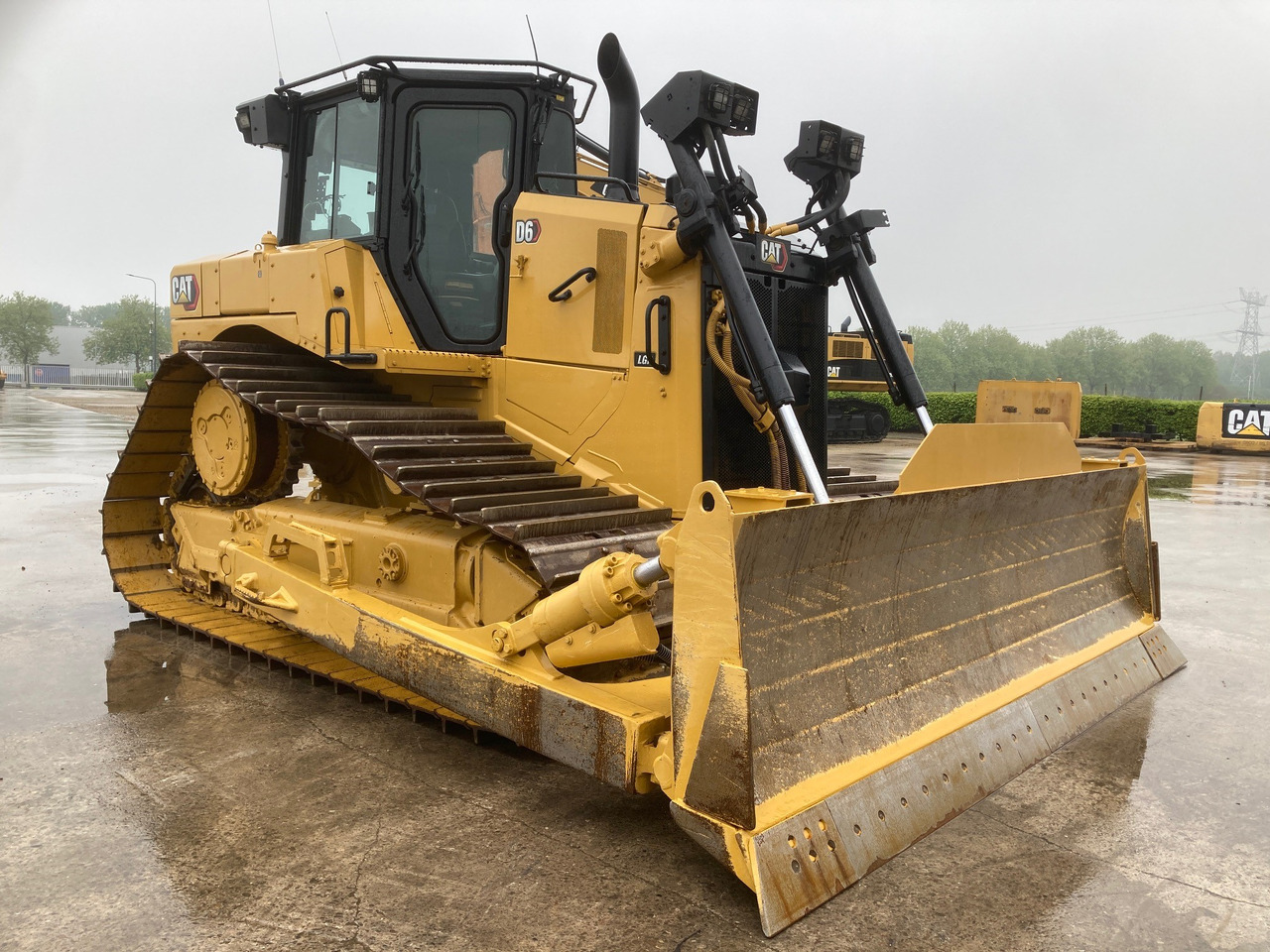 CATERPILLAR D6 LGP - Buldôzer: foto 4 CATERPILLAR D6 LGP - Buldôzer: foto 4