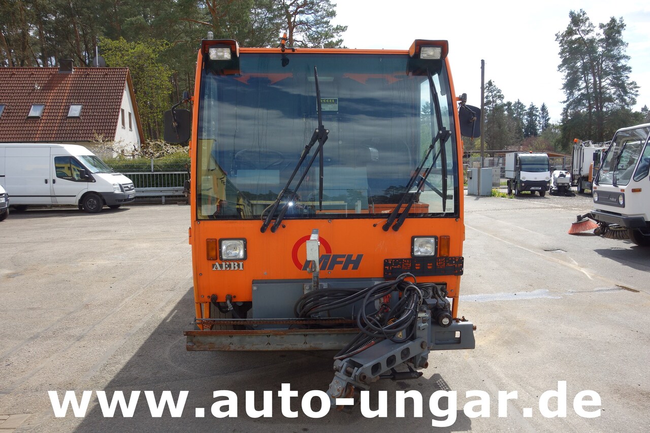 Aebi Schmidt MFH 5000 Kehrmaschine Ersatzteilträger - SpareParts EZ 2000 - Varredora urbana: foto 2 Aebi Schmidt MFH 5000 Kehrmaschine Ersatzteilträger - SpareParts EZ 2000 - Varredora urbana: foto 2