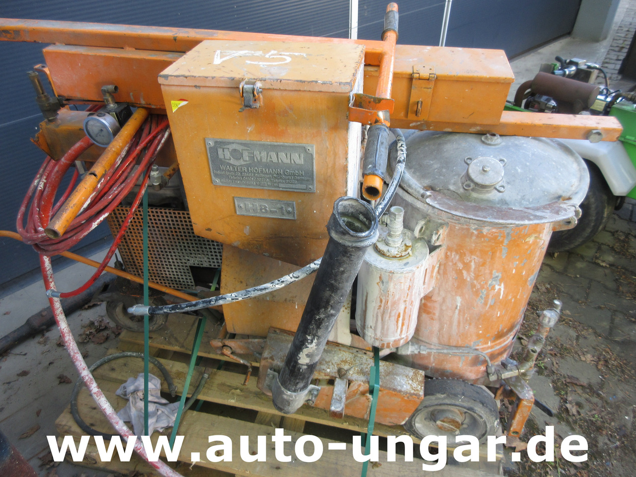 - Máquina de asfalto: foto 3 - Máquina de asfalto: foto 3