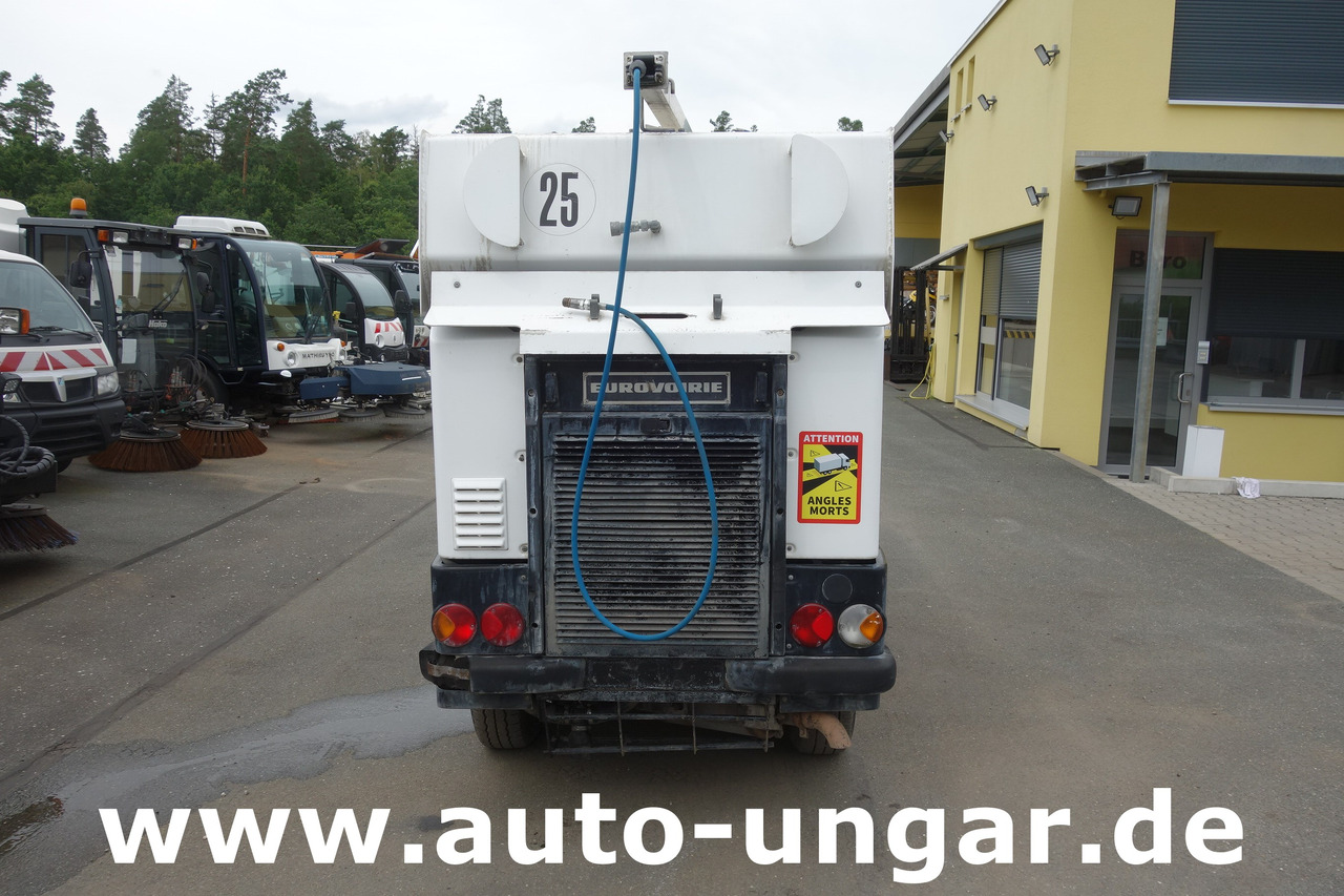 Bucher CityCat CC 2020 Bj. 2011 Schwemmfahrzeug Streetwasher Laveuse CityLav - Máquina de limpeza: foto 5 Bucher CityCat CC 2020 Bj. 2011 Schwemmfahrzeug Streetwasher Laveuse CityLav - Máquina de limpeza: foto 5