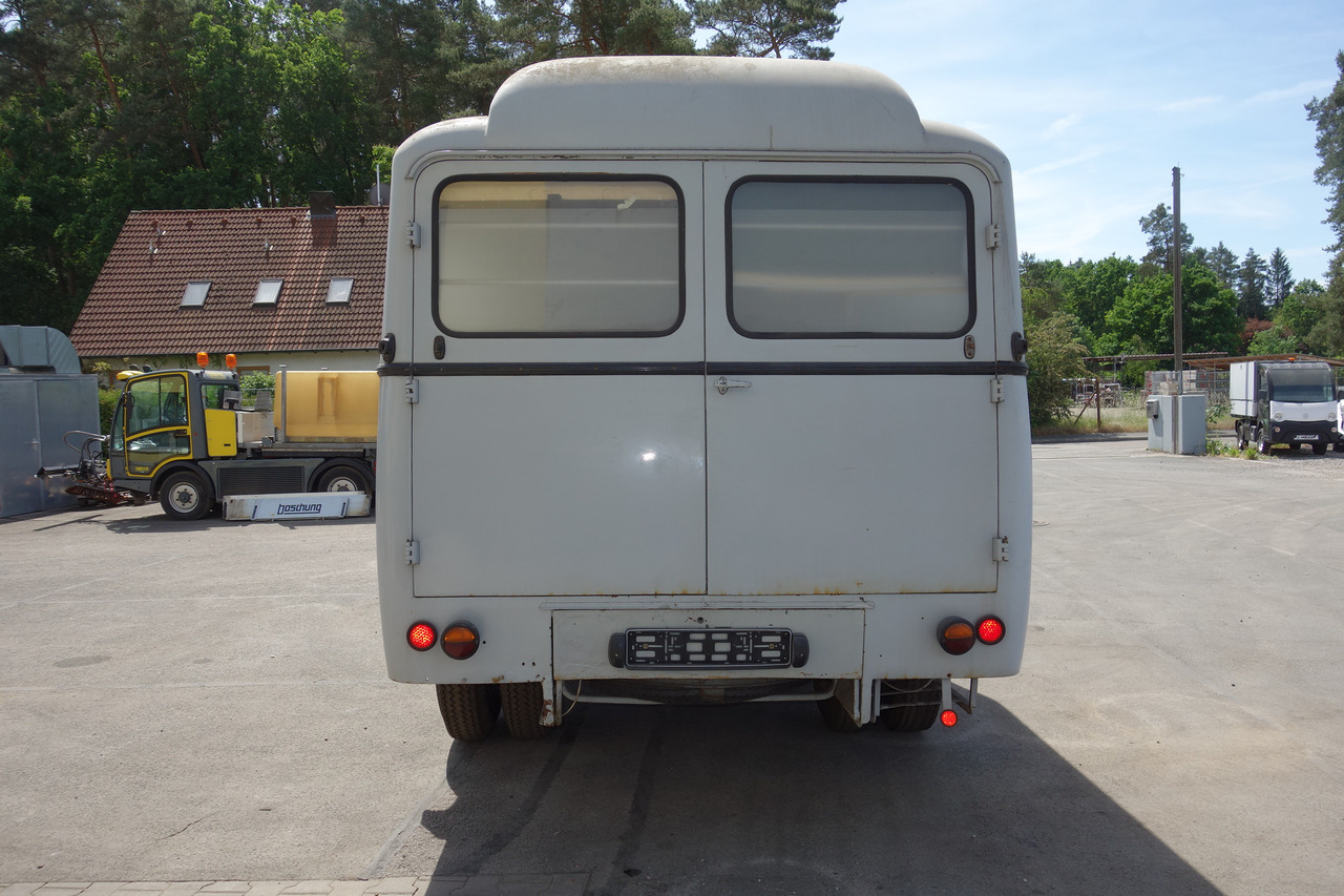 FORD Ford FK 3500 V8 mit H-Kennzeichen Oldtimer - Ambulância: foto 4 FORD Ford FK 3500 V8 mit H-Kennzeichen Oldtimer - Ambulância: foto 4